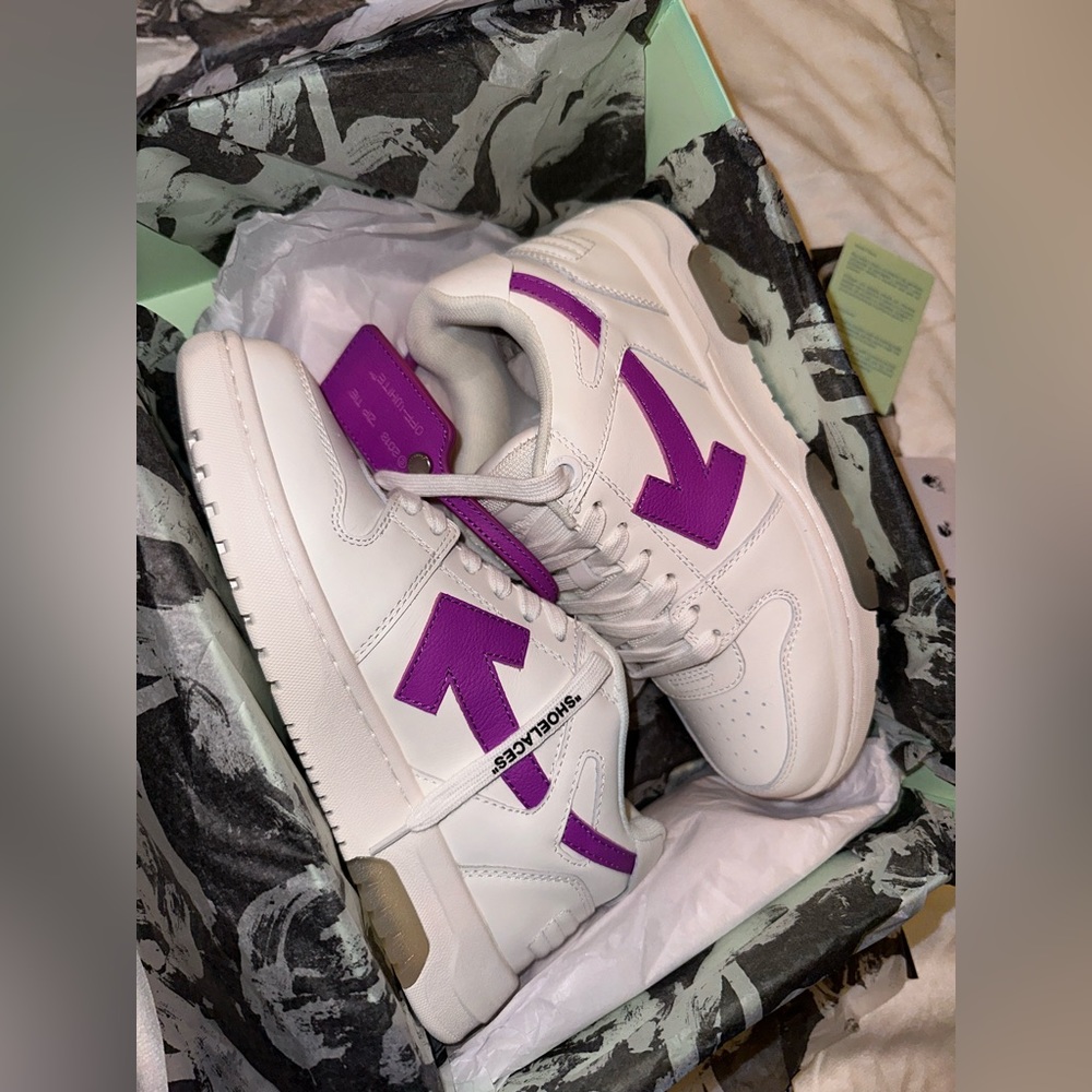 Off-White Out Of Office low-top sneakers